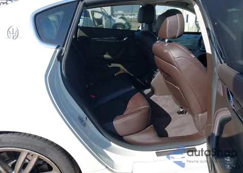 2017 Maserati Quattroporte S Granlusso z USA, uszkodzony, nr VIN ZAM56RPL4H1226584